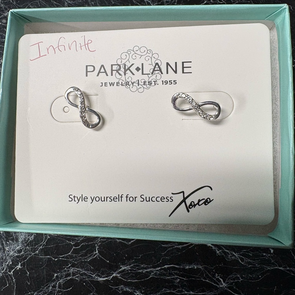 Park Lane infinite earrings new